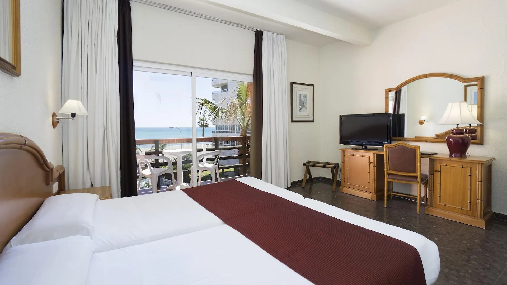 Hotel Ms Tropicana Торремолинос